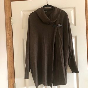 Gorgeous Women’s Sweater Sz. XL